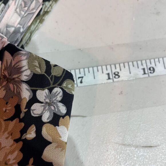 NWT Lavish Alice Women's Bardot Floral Off The Shoulder Mini Dress Black Size 8 - Picture 6 of 15